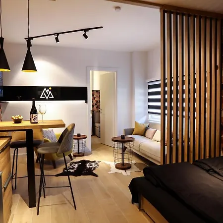 5 - Nova Apartment *